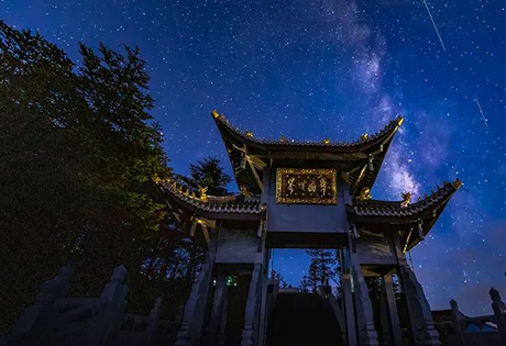 玄空学山向双星的组合论断，依其飞星生旺克煞及组合克应归纳：五黄与九星组合之吉凶(二)