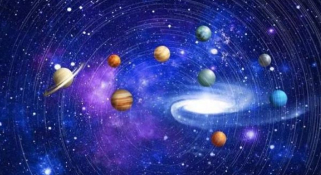 宇宙五行场具有层次性；五行场是地球与日、月、五星等天体多层次多周期互动而成的