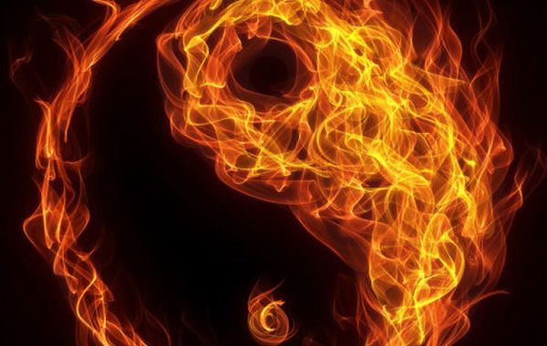 六乙日十二时辰断之戊寅时、己卯时断：六乙日生时戊寅,败财背禄实伤身