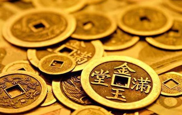 六丙日十二时辰断之戊子时、己丑时断：六丙日生时戊子,财官生旺遇食神