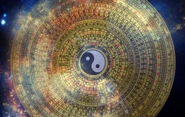 凡命中遇到三刑，若是其有合，则不成刑，犹如人与人争斗，而有人出来和解一样，不会受伤