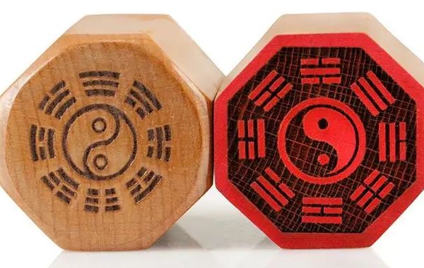 六壬课体配六十四卦原文及白话详解：遥克课(暌)、昴星课(履)、别责课(涣)、八专课(同人)