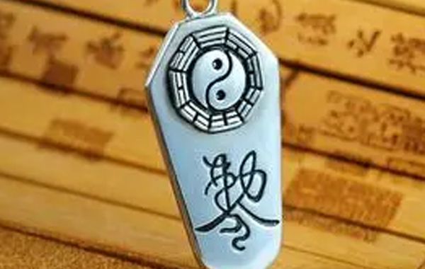 六壬课体配六十四卦原文及白话详解：天祸课(大过)、天狱课(噬嗑)、天寇课(蹇)、天网课(蒙)
