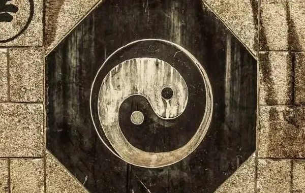 合杀分为合去与合来，去官留杀称之为合来，去杀留官称之为合去