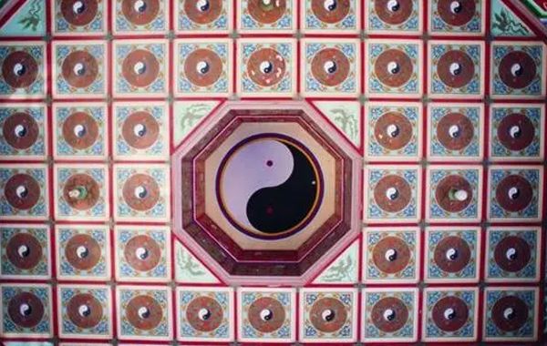 用神确定了，要观察它的成败救应，用神是以月令为主，以四柱配合，就一定会有成败