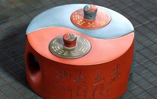 “用神多”就是指用神同时出现在四柱的多个位置上；“时支枯”就是指命局中的时支气势孤弱，处于死绝的状态