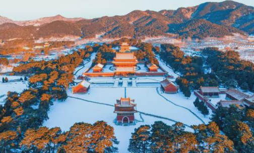 水法对形势景观方面也很重要，在风水理论山主静，水主动，是互为对比和相互衬托的